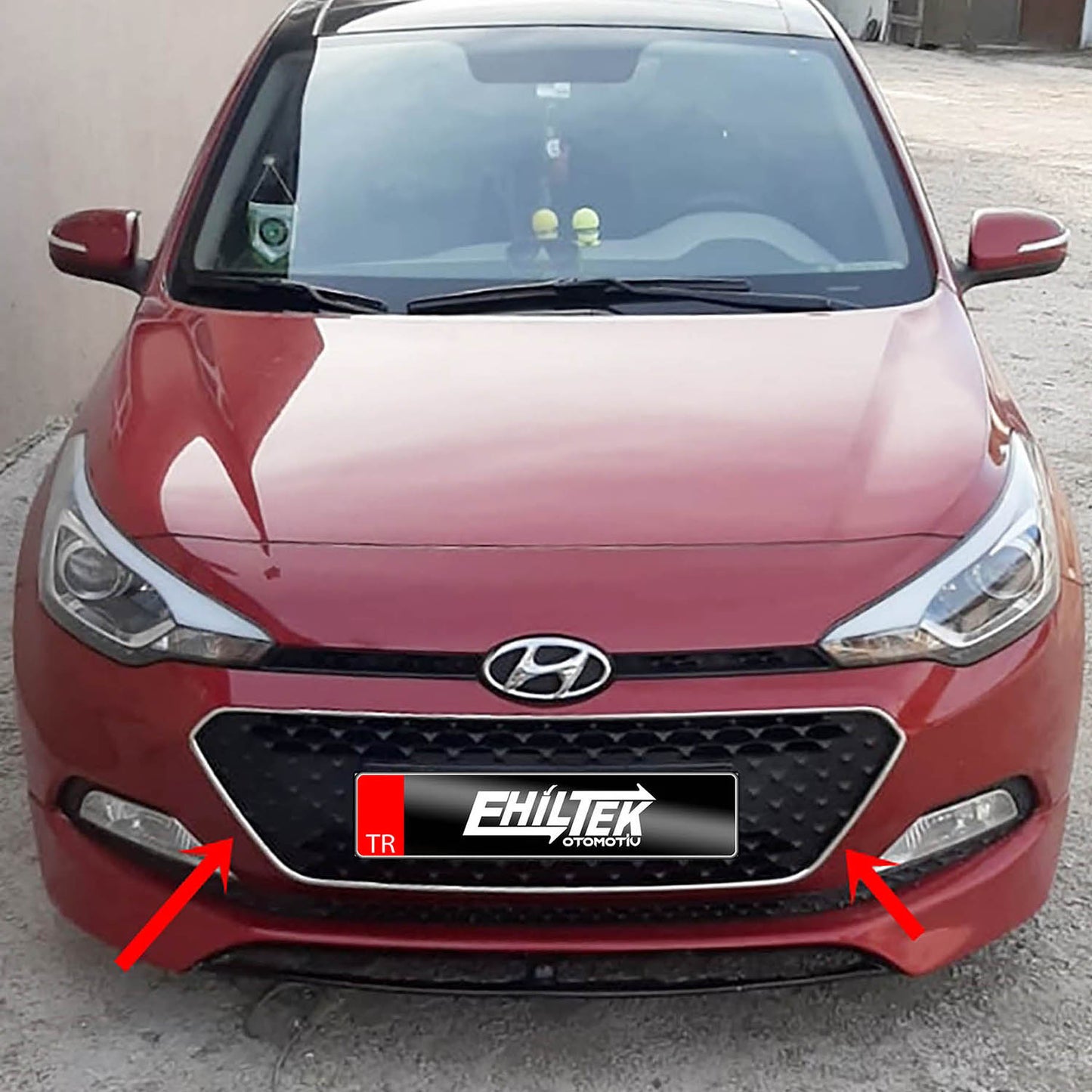 EHİLTEK Hyundai İ20 Ön Panjur Çerçevesi 2 Parça 2014 ve Sonrası