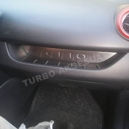 Renault Clio 4 (2020+) - Ön Konsol Çıtası - (1 Parça P. Çelik) - (HB) - (Taşlı-Mat) - 6920710-16.1